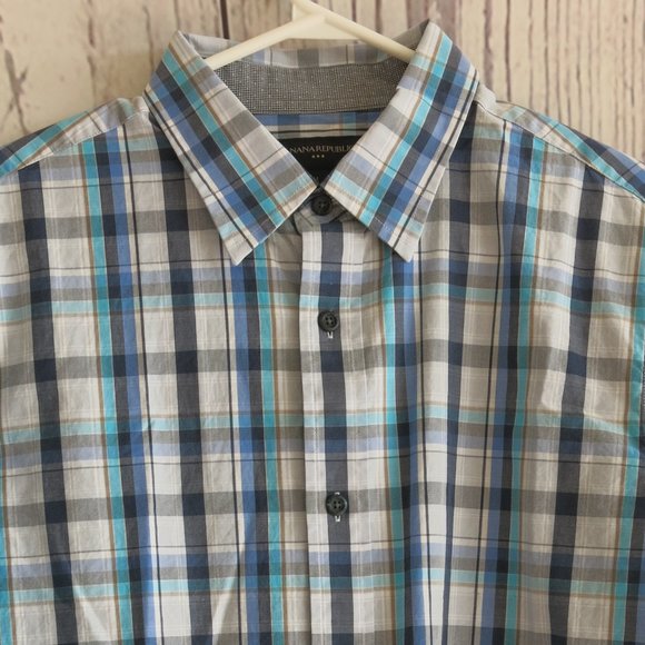 Banana Republic Factory Plaids Checks Button Down Long Sleeve Shirt Size Medium - Picture 3 of 7